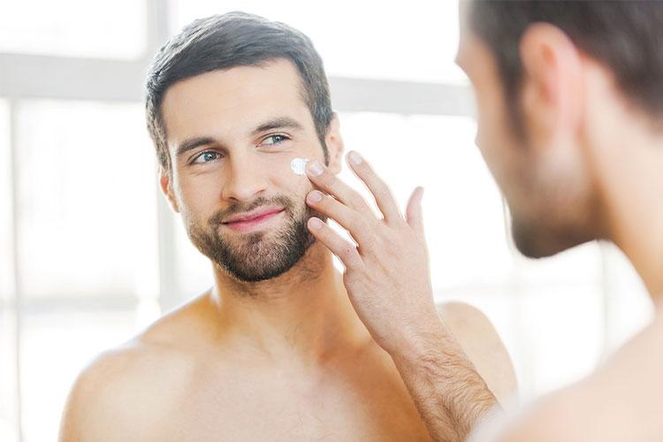 Ritual para rejuvenecer la piel masculina